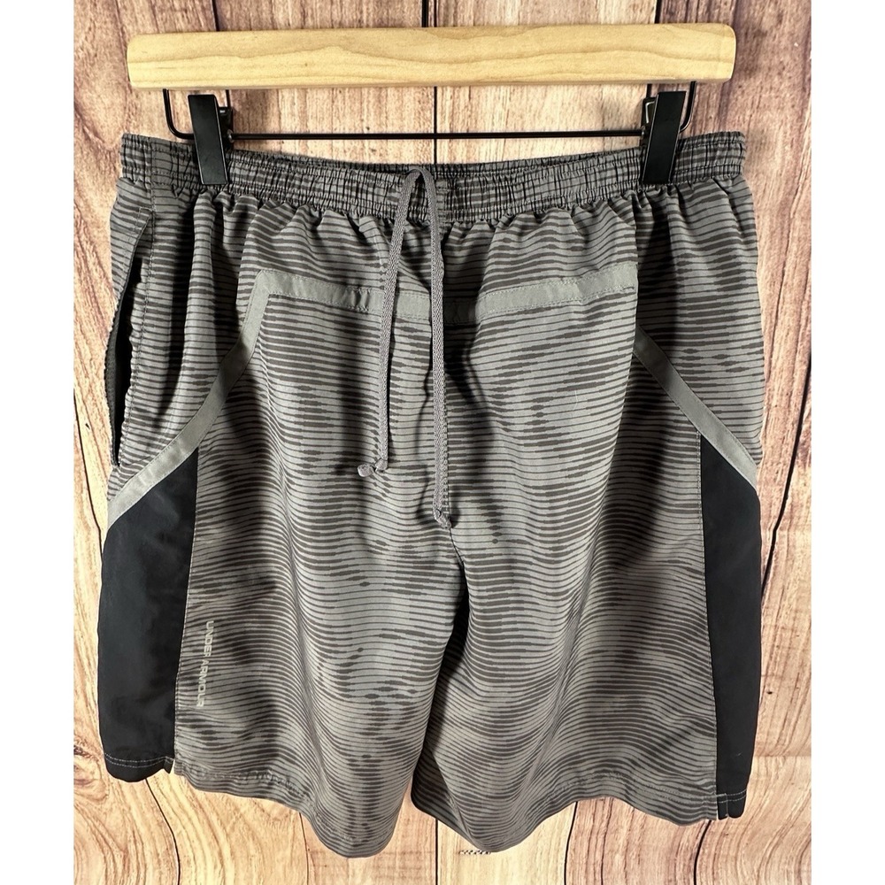 Under Armour Men Athletic Shorts Black Gray MED Heat Gear Drawstring Lined 30 x9